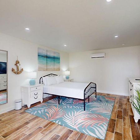 Mustang BeachBella Vista & Four Winds House别墅 外观 照片